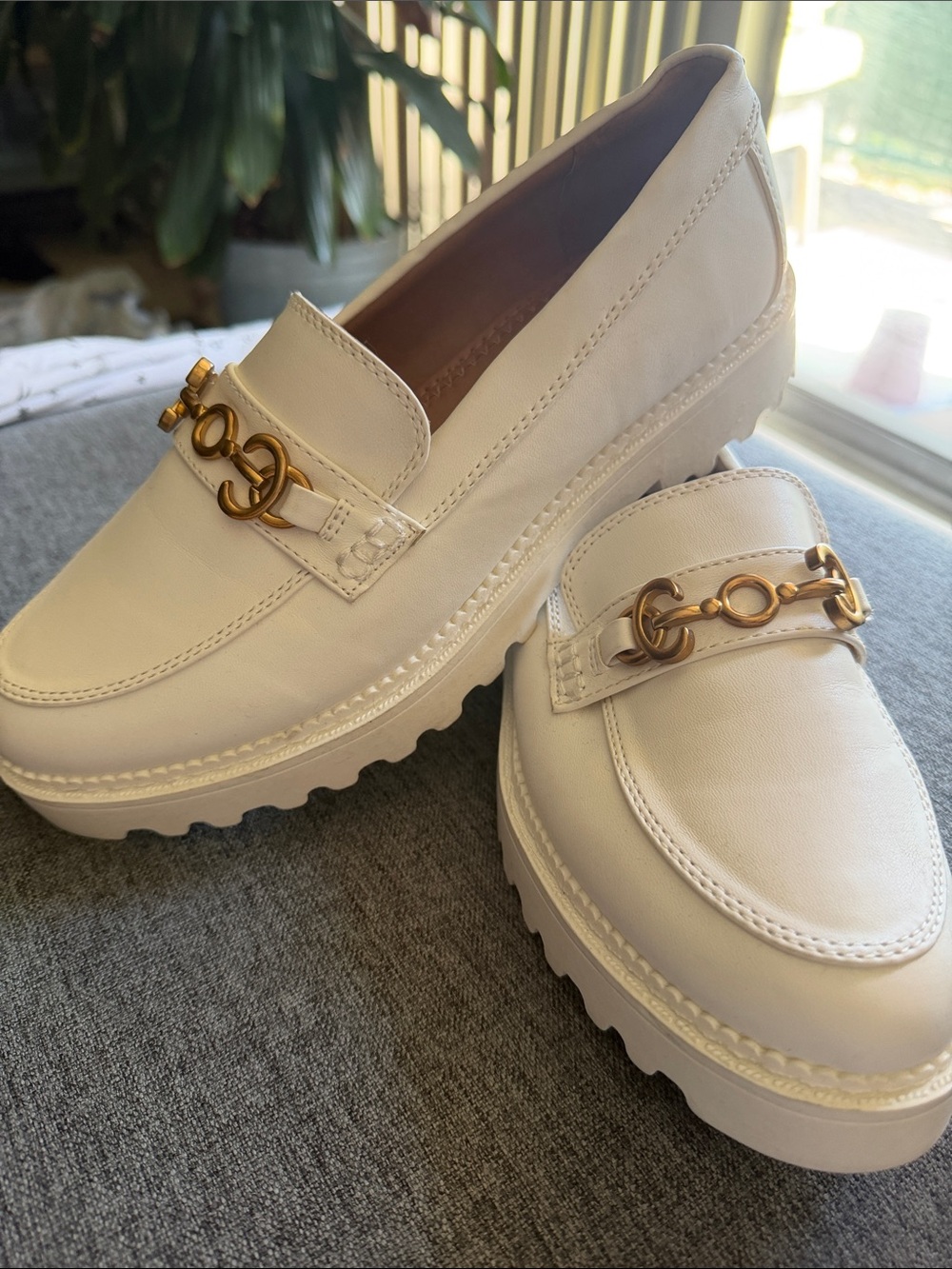 Sam Edelman White Leather Loafers with Gold Chain Accent